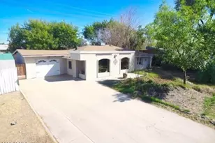 7139 N 23rd Dr, Phoenix, AZ 85021 - Photo 2