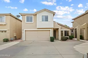 4051 E Melinda Ln, Phoenix, AZ 85050 - Photo 2