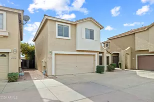 4051 E Melinda Ln, Phoenix, AZ 85050 - Photo 8