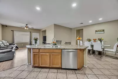 11555 W Lincoln Street, Avondale, AZ 85323 - Photo 8