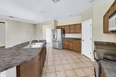 11555 W Lincoln Street, Avondale, AZ 85323 - Photo 12