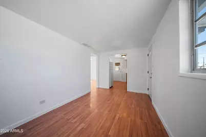 8219 W Roosevelt Street, Peoria, AZ 85345 - Photo 4