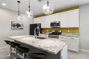 17917 W Orchid Ct, Waddell, AZ 85355 - Photo 20