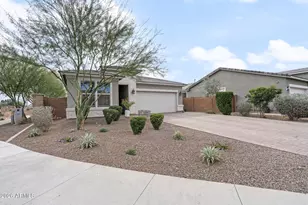 17917 W Orchid Ct, Waddell, AZ 85355 - Photo 2