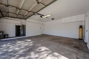 82 W Calle De Arcos, Tempe, AZ 85284 - Photo 32