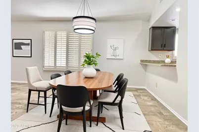 82 W Calle De Arcos --, Tempe, AZ 85284 - Photo 4