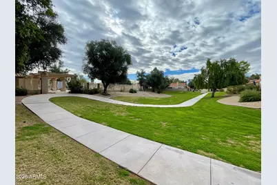 82 W Calle De Arcos --, Tempe, AZ 85284 - Photo 36