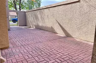82 W Calle De Arcos, Tempe, AZ 85284 - Photo 8