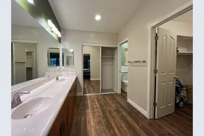 802 E Roberts Road, Phoenix, AZ 85022 - Photo 14
