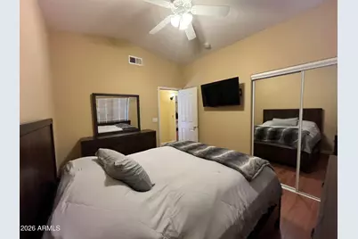 802 E Roberts Road, Phoenix, AZ 85022 - Photo 18