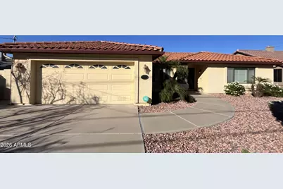 802 E Roberts Road, Phoenix, AZ 85022 - Photo 1