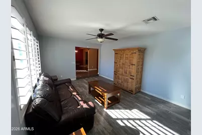 802 E Roberts Road, Phoenix, AZ 85022 - Photo 6