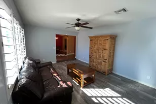 802 E Roberts Rd, Phoenix, AZ 85022 - Photo 6