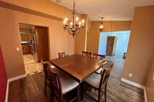 802 E Roberts Rd, Phoenix, AZ 85022 - Photo 4