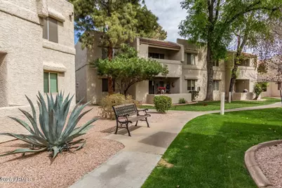 4444 E Paradise Village Parkway N #Unit 123, Phoenix, AZ 85032 - Photo 1