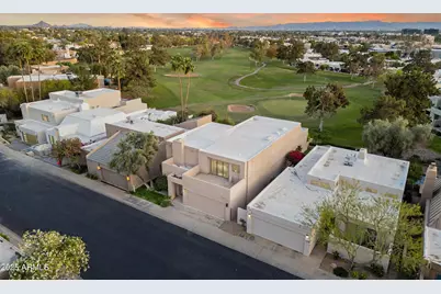 3033 E Claremont Avenue, Phoenix, AZ 85016 - Photo 1