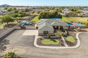 25624 S 185th Pl, Queen Creek, AZ 85142 - Photo 2