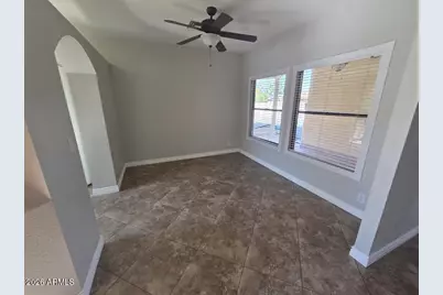 850 E Vaughn Avenue, Gilbert, AZ 85234 - Photo 2