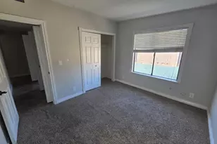 850 E Vaughn Ave, Gilbert, AZ 85234 - Photo 10