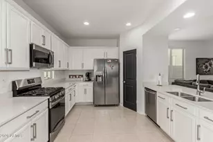 12431 W State Ave, Glendale, AZ 85307 - Photo 12