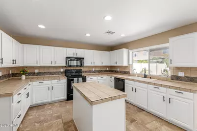 10518 E Dolphin Avenue, Mesa, AZ 85208 - Photo 12