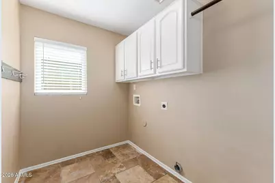 10518 E Dolphin Avenue, Mesa, AZ 85208 - Photo 32