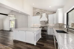 9849 E Windrose Dr, Scottsdale, AZ 85260 - Photo 32