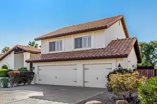 9849 E Windrose Dr, Scottsdale, AZ 85260 - Photo 4