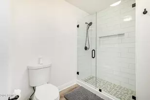 9849 E Windrose Dr, Scottsdale, AZ 85260 - Photo 58