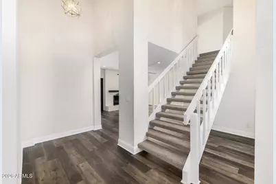 9849 E Windrose Drive, Scottsdale, AZ 85260 - Photo 16