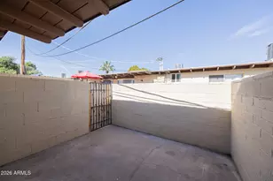 388 N Comanche Dr, Chandler, AZ 85224 - Photo 14