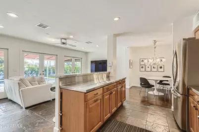 1527 E El Camino Drive, Phoenix, AZ 85020 - Photo 8