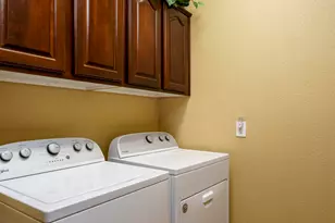 2663 S Springwood Blvd, Mesa, AZ 85209 - Photo 18