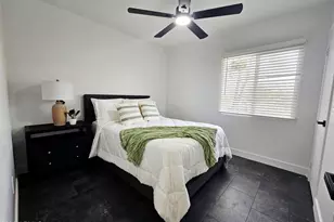 5040 N 69th Dr, Glendale, AZ 85303 - Photo 8