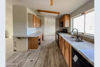 7525 E Fletcher Street, Prescott Valley, AZ 86315 - Photo 8