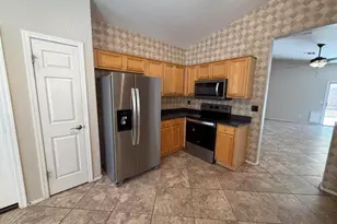 3518 W Charlotte Dr, Glendale, AZ 85310 - Photo 6