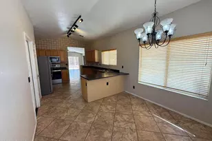 3518 W Charlotte Dr, Glendale, AZ 85310 - Photo 8