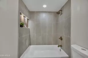 948 S Alma School Rd, Mesa, AZ 85210 - Photo 18