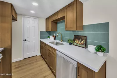 948 S Alma School Road #34, Mesa, AZ 85210 - Photo 10