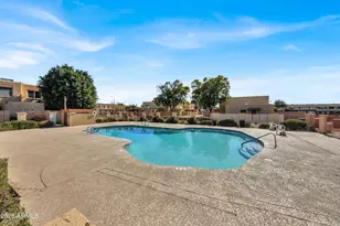 948 S Alma School Rd, Mesa, AZ 85210 - Photo 24