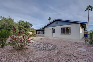 2014 E Magdalena Dr, Tempe, AZ 85283 - Photo 10