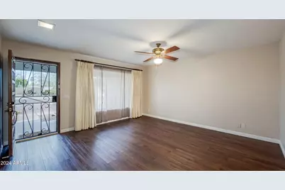 2014 E Magdalena Drive, Tempe, AZ 85283 - Photo 2