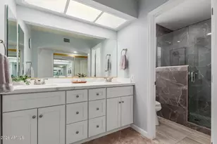 17820 N 136th Ct, Sun City West, AZ 85375 - Photo 8