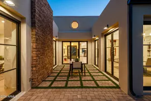 2737 E Arizona Biltmore Circle, Phoenix, AZ 85016 - Photo 40