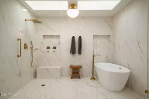 2737 E Arizona Biltmore Circle, Phoenix, AZ 85016 - Photo 24