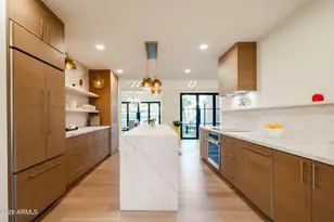 2737 E Arizona Biltmore Circle, Phoenix, AZ 85016 - Photo 8