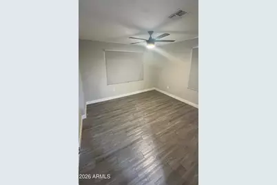 3027 N 37th Street #7, Phoenix, AZ 85018 - Photo 6