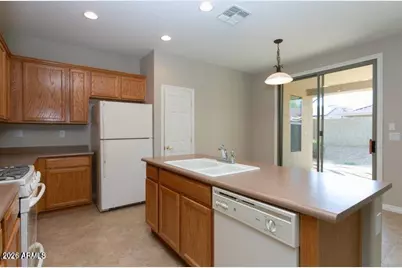 2106 W Hemingway Court, Phoenix, AZ 85086 - Photo 6