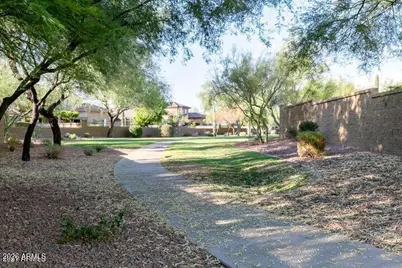 2106 W Hemingway Court, Phoenix, AZ 85086 - Photo 2