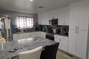 428 N 68th Ave, Phoenix, AZ 85043 - Photo 10